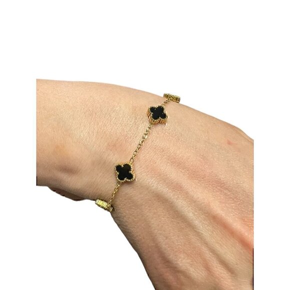 PLATED GOLD BLACK CLOVER BRACELET IRISH SHAMROCK STAINLESS STEAL - Picture 2 of 3